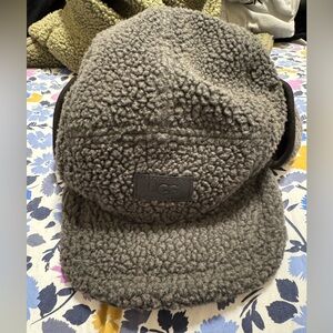 NWOT UGG Faux Fur Hat